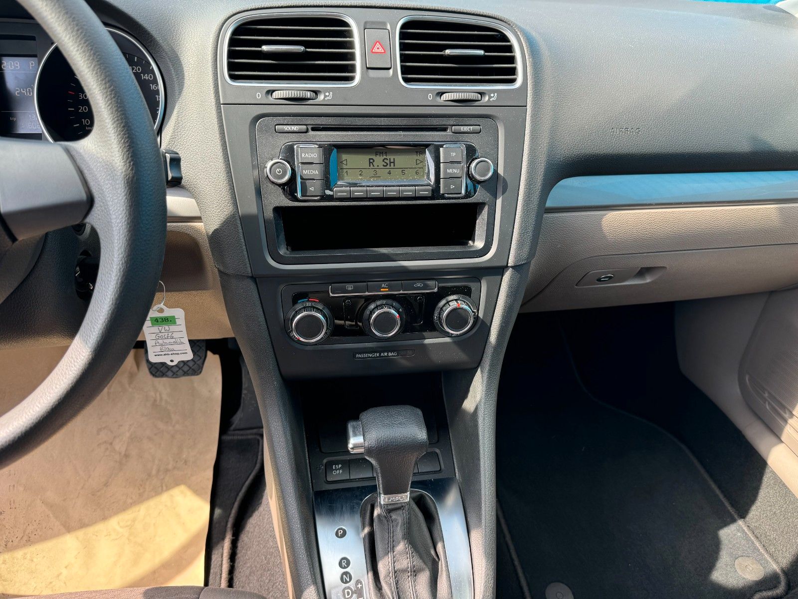 Fahrzeugabbildung Volkswagen Golf VI 1,6 *Trendline*Automatik*Klima*1.HAND*