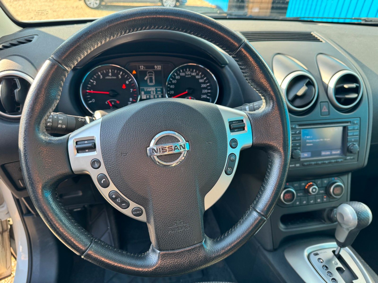 Fahrzeugabbildung Nissan Qashqai**Tekna**Automatik**AHK**SHZ**NAVI**