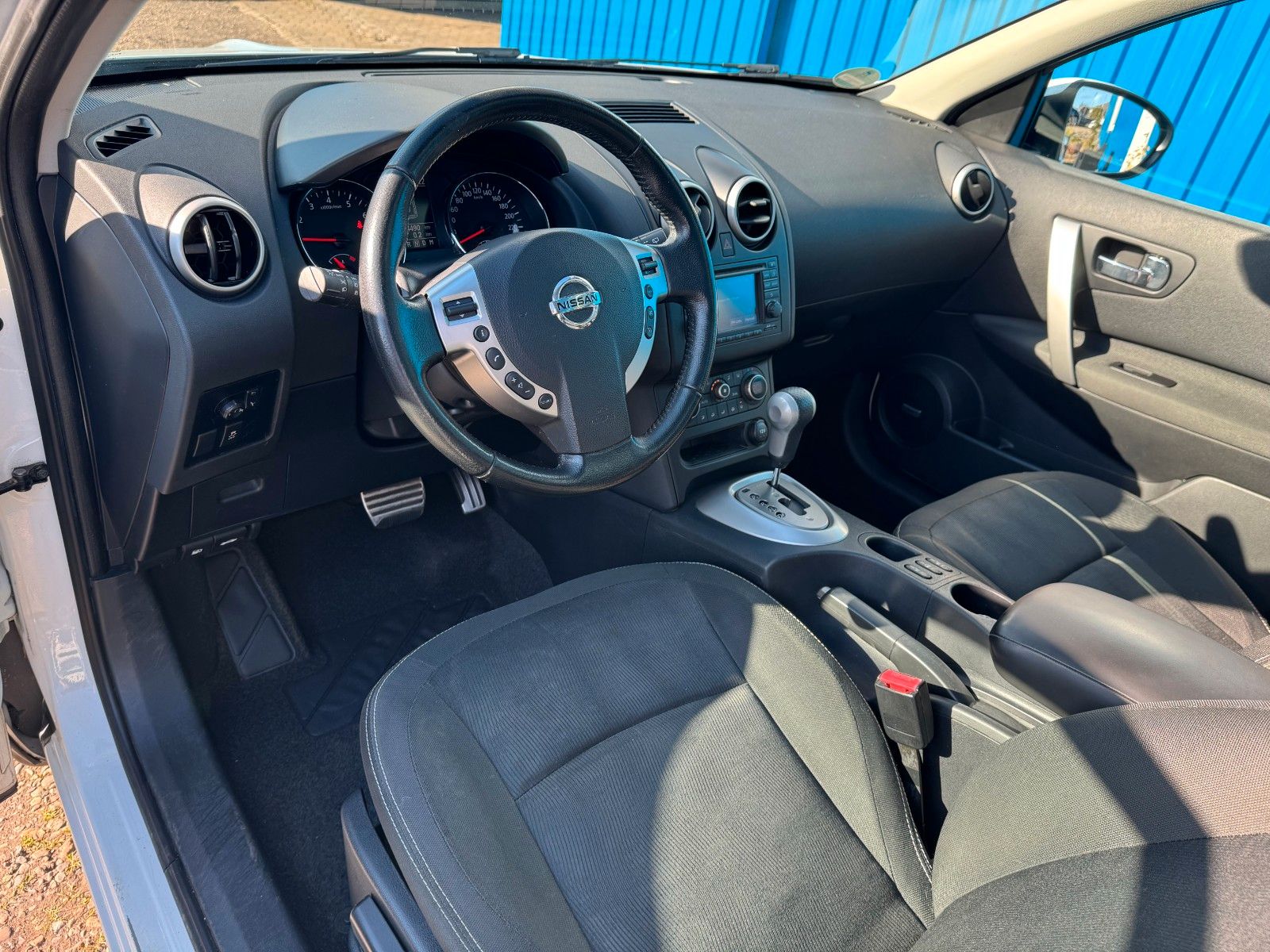 Fahrzeugabbildung Nissan Qashqai**Tekna**Automatik**AHK**SHZ**NAVI**