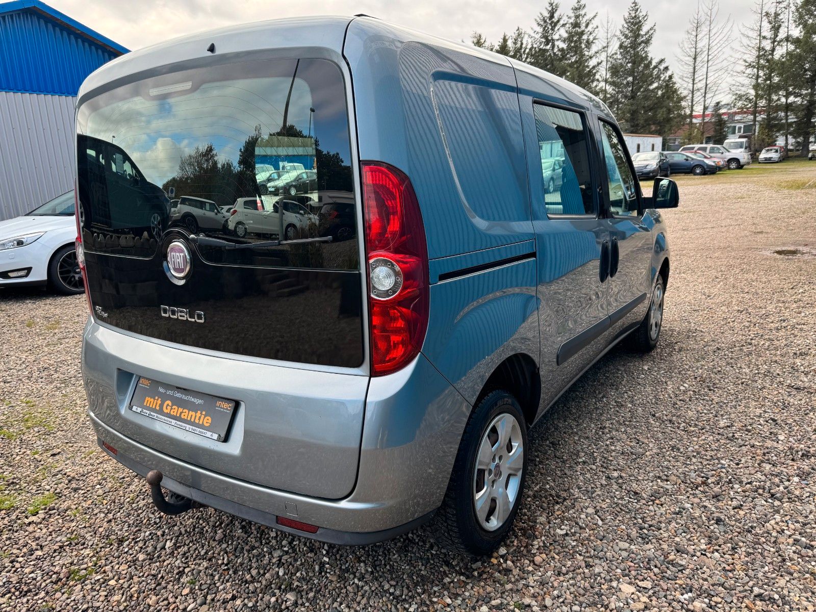 Fahrzeugabbildung Fiat Doblo SX Kombi**AHK*Automatik*2 Schiebetüren**